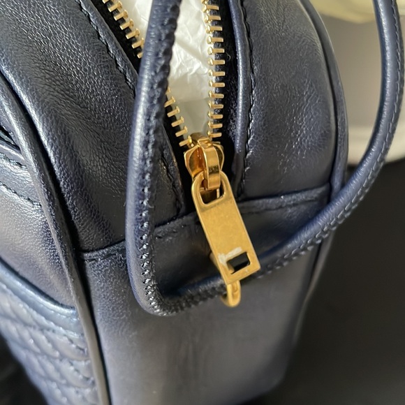 Ysl Saint Laurent Navy Blue Victoire lambskin leather crossbody euc - Picture 2 of 7